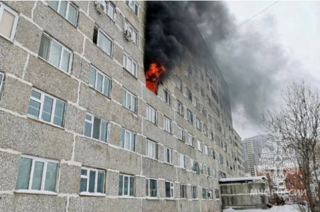 Тушение пожара на ул.Федорова может повлиять на качество воды в мкрн. 21, 22, 23